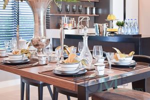 home-makeovers-simple-dining